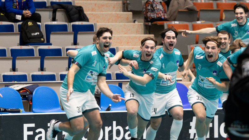 Slovēņi pārsteidzoši apspēlē norvēģus, kvalificējoties finālturnīram