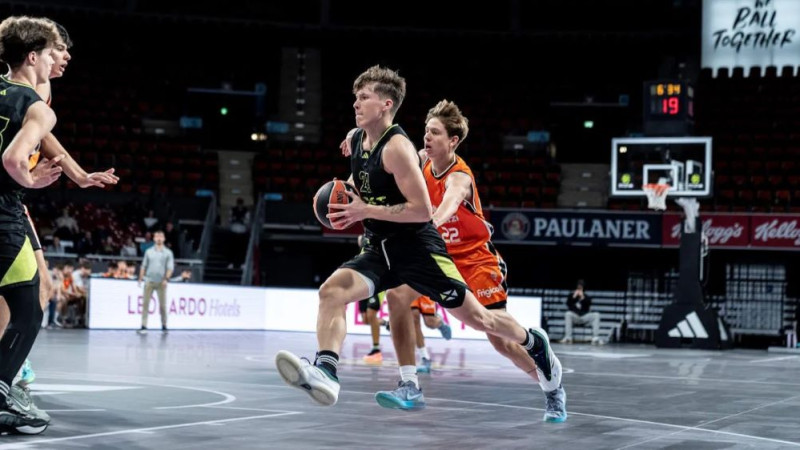 Izlases kandidātos iekļautais Aizpurs piedalīsies jauno talantu nometnē Losandželosā