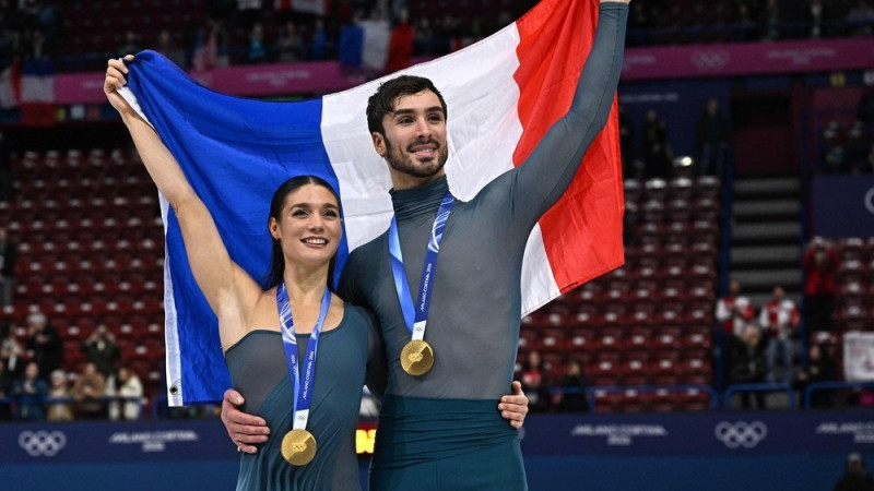 Daiļslidošanas izvēles programmā pāriem sīvā konkurencē triumfē Francijas pārstāvji