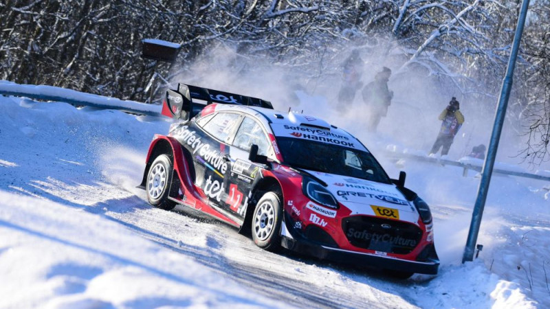 Seska/Franča ekipāža Zviedrijā uzvar vienā no WRC ātrumposmiem