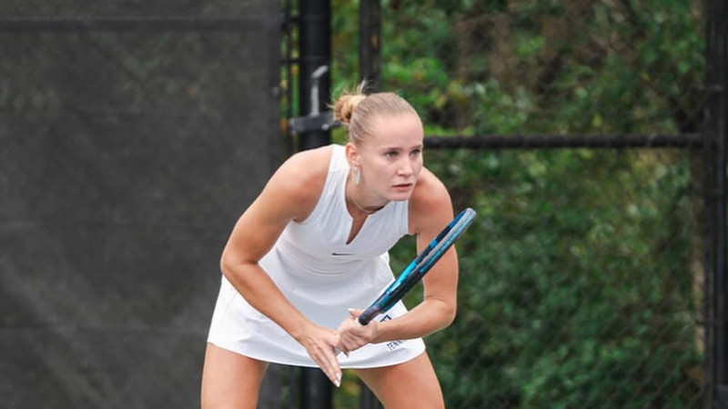 Rutlauka sasniedz ITF pusfinālu, Štrombahs ielaužas dubultspēļu finālā