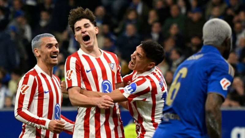 Alvaress pēdējā brīdī atnes "Atletico" smagu uzvaru pret pastarīti