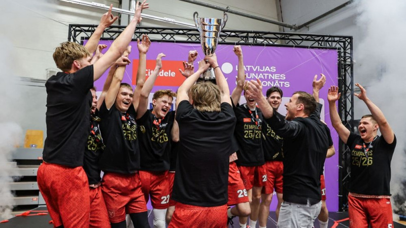 Noskaidroti Latvijas volejbola čempioni jauniešu grupās