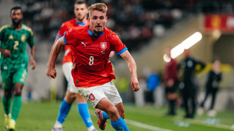 Čehijas izlase Pasaules kausam piesaka arī nepilngadīgu futbolistu
