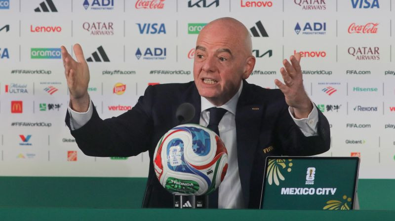 FIFA cinisms par no ASV aizdzīto tiesnesi: "Dažreiz labākais ir atslābt un atpūsties"