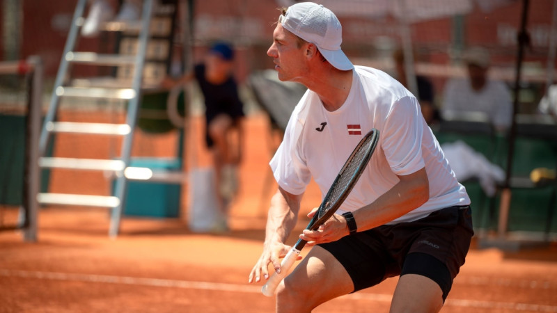 Štrombaham neliels kāpums ATP rangā