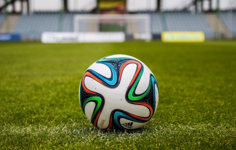 Latvijas futbola līdzjutēji Pasaules kausa laikā salīdzina tiešsaistes sporta likmju iespējas